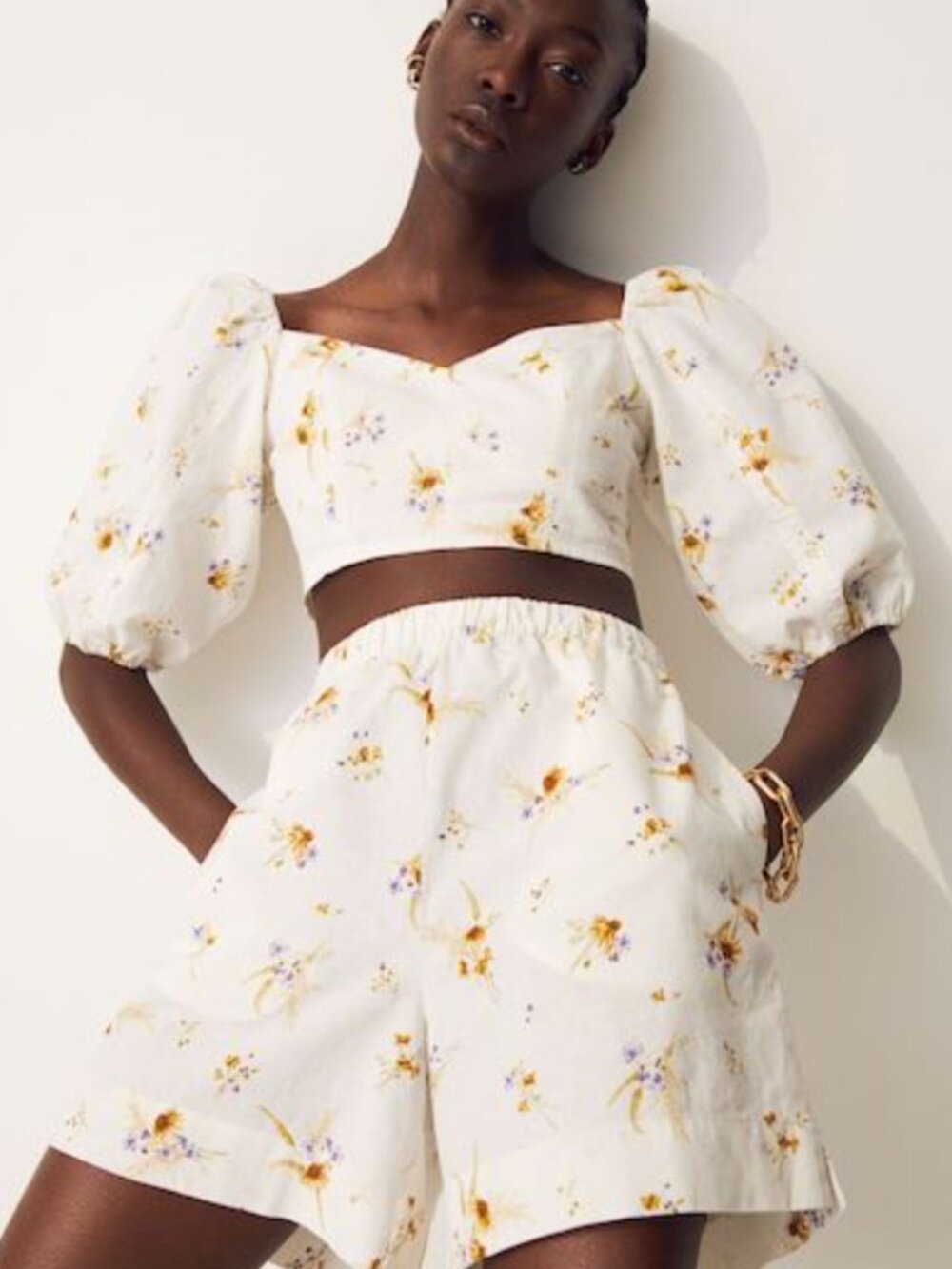 H&M Cropped Puff Sleeve Linen Top